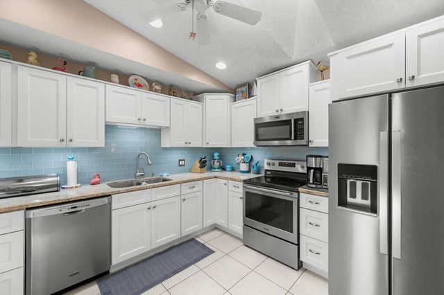 2 of 27 - 1531 Pheasant Walk #c, Fort Pierce, FL