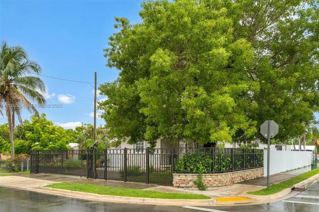 3 of 34 - 1430 Nw 5th Avenue, Florida City, FL