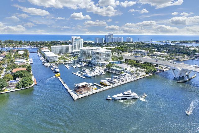 3 of 50 - 2321 Se 17th Street #401, Fort Lauderdale, FL