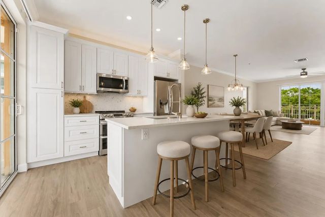 3 of 48 - 643 Casa Loma Boulevard, Boynton Beach, FL