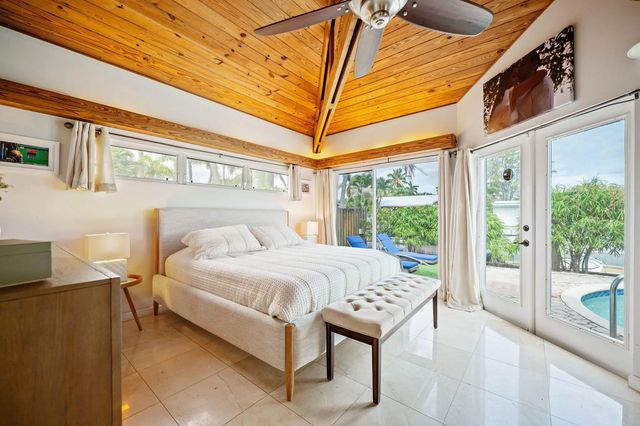 2 of 37 - 2625 Gulfstream Lane, Fort Lauderdale, FL