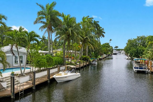 3 of 37 - 2625 Gulfstream Lane, Fort Lauderdale, FL