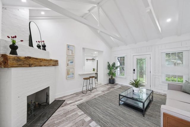 4 of 37 - 744 Sunset Road, West Palm Beach, FL
