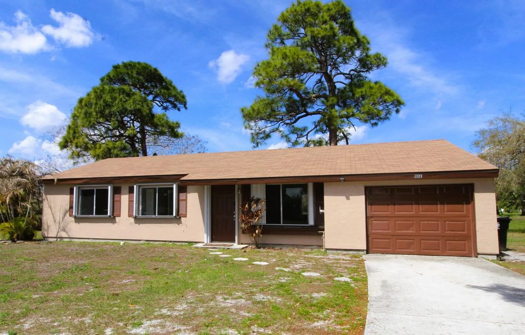 1618 Se Elkhart Terrace, Port St. Lucie