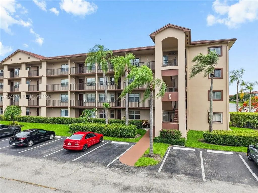 13255 Sw 16th Court #211k, Pembroke Pines