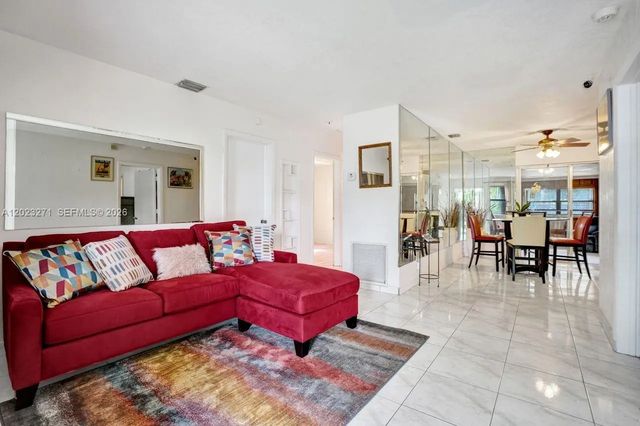 2 of 20 - 1020 Nw 25th Avenue, Fort Lauderdale, FL