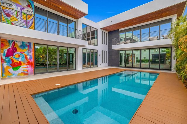 5 of 105 - 3462 Ne 171st Street, North Miami Beach, FL