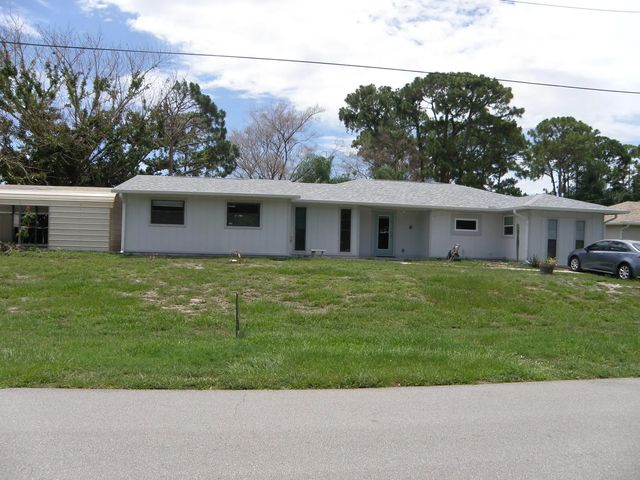 322 Se Walters Terrace, Port St. Lucie