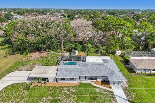 5 of 97 - 322 Se Walters Terrace, Port St. Lucie, FL