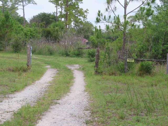 3 of 10 - 18496 Glades Cut Off Road, Port St. Lucie, FL