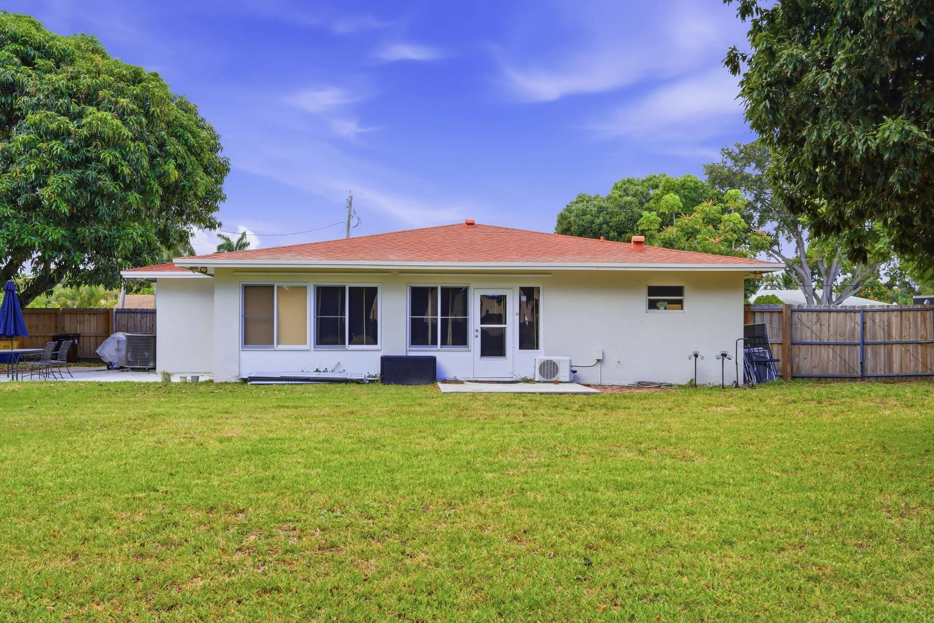 1900 Carissa Road, Lake Clarke Shores, FL, 33406