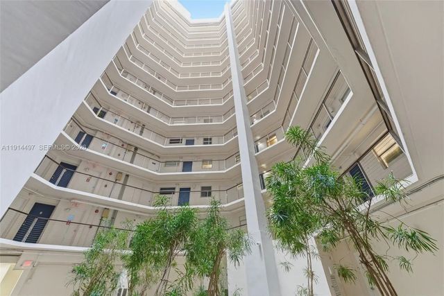 2 of 18 - 1881 Washington Avenue #4a, Miami Beach, FL