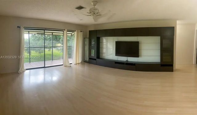 2 of 27 - 125 S Laurel Drive #506, Margate, FL