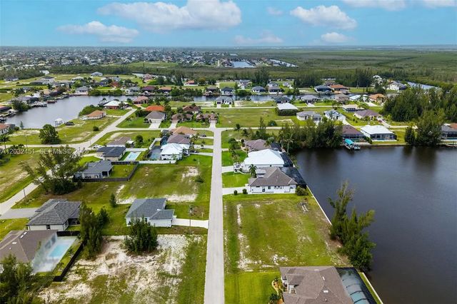 2 of 38 - 2221 Nw 43rd, Cape Coral, FL