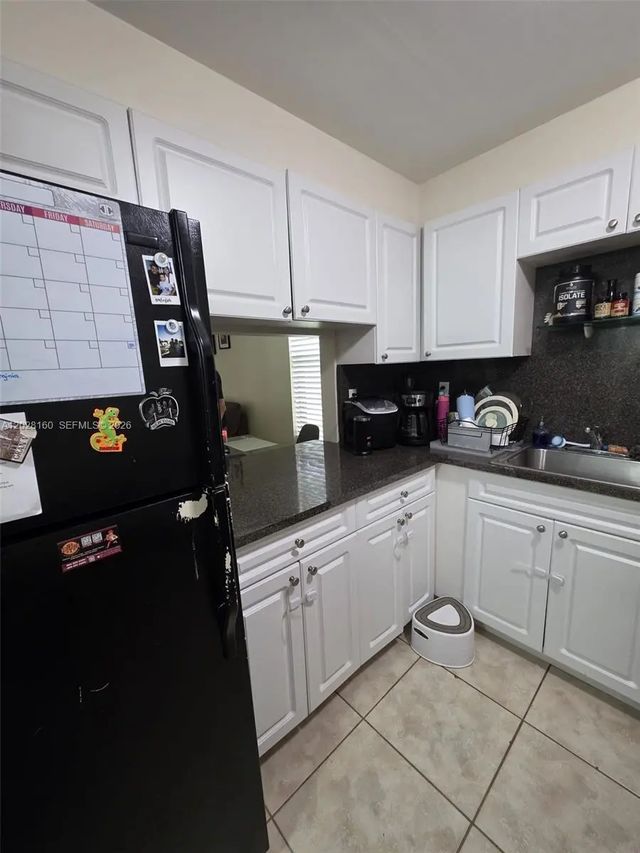 4 of 23 - 450 Commodore Drive #108, Plantation, FL