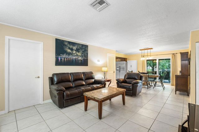 2 of 24 - 1108 Sonata Way, Royal Palm Beach, FL