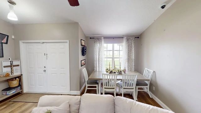 5 of 37 - 201 Ne Faring Avenue, Port St. Lucie, FL