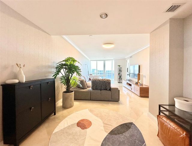 18201 Collins Avenue #1901, Sunny Isles Beach