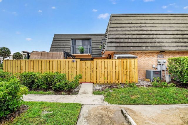 2 of 90 - 315 3rd Way, West Palm Beach, FL