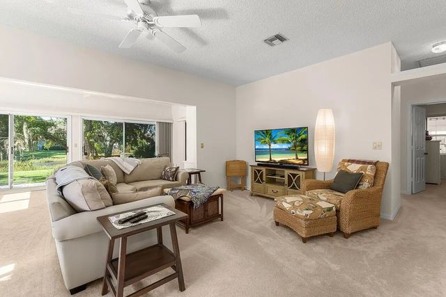 4 of 50 - 431 Tamarind Place, Vero Beach, FL