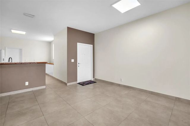 4 of 28 - 3698 San Simeon Circle, Weston, FL