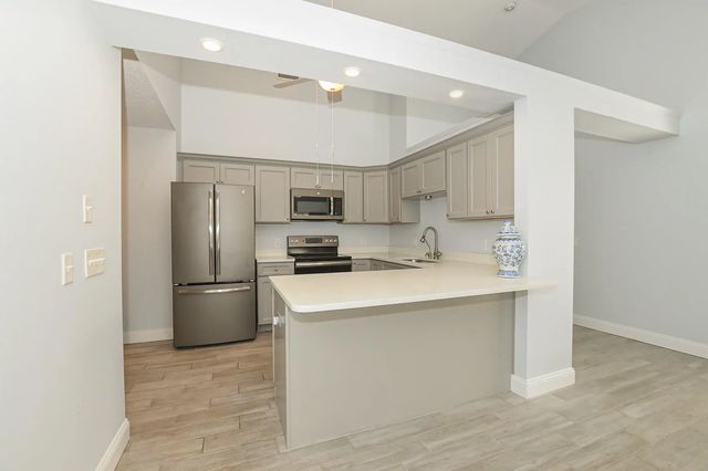 2 of 42 - 2640 Se Tropical East Circle, Port St. Lucie, FL