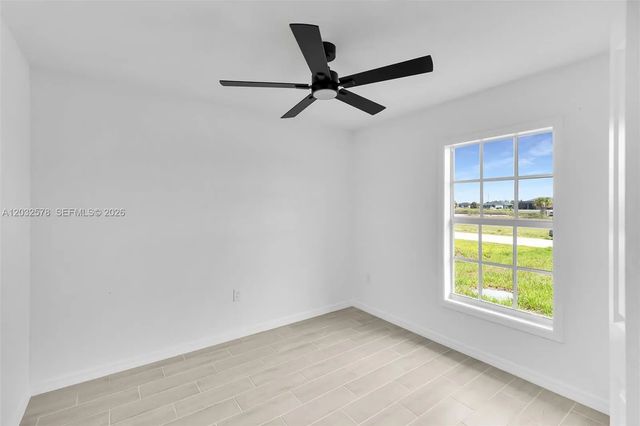 5 of 33 - 4130 Nw 33rd, Cape Coral, FL