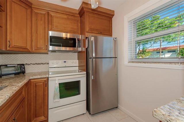 5 of 34 - 3431 Nw 50th Avenue #104, Lauderdale Lakes, FL