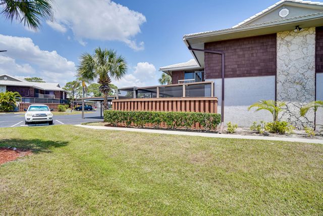 3 of 40 - 3201 Se Guinevere Lane #a, Port St. Lucie, FL