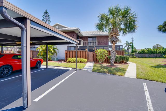4 of 40 - 3201 Se Guinevere Lane #a, Port St. Lucie, FL