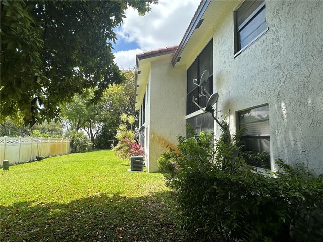 5 of 36 - 11676 Nw 45th Street, Coral Springs, FL