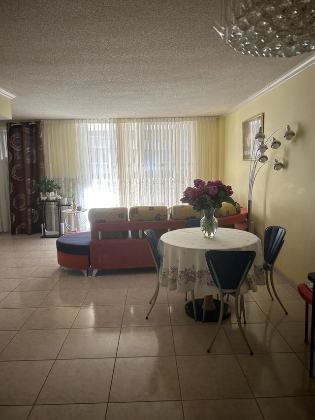1833 S Ocean Drive #205, Hallandale Beach