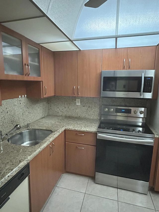 2 of 17 - 1833 S Ocean Drive #205, Hallandale Beach, FL