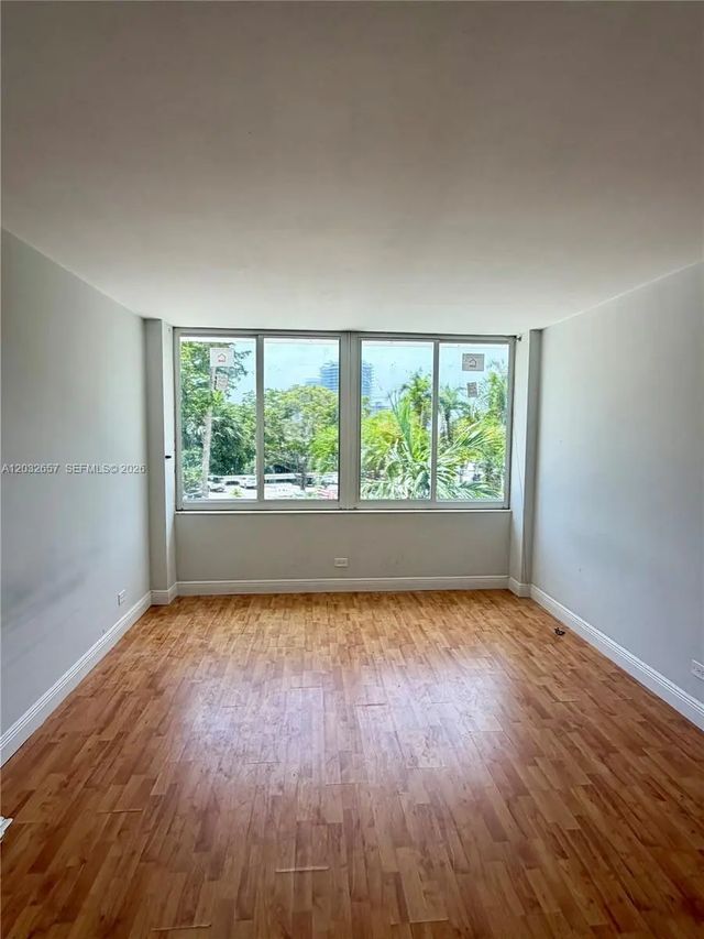 4 of 14 - 7441 Wayne Avenue #2o, Miami Beach, FL