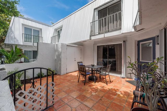 3 of 20 - 106 Linda Lane #1, Palm Beach Shores, FL