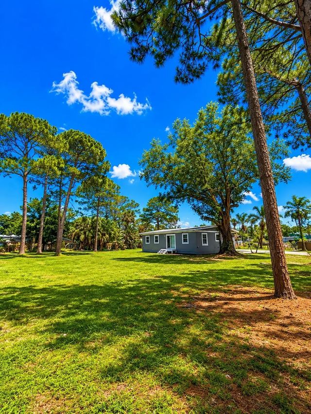 5 of 38 - 468 N 53rd Dr Drive N, Royal Palm Estates, FL
