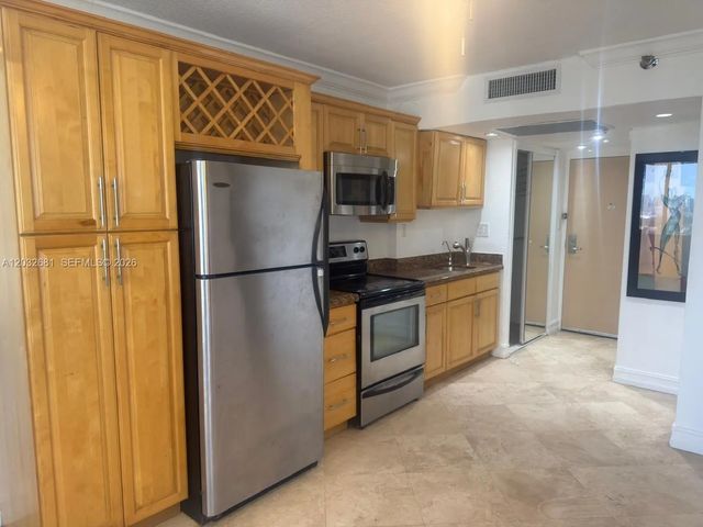 2 of 21 - 19201 Collins Avenue #1044, Sunny Isles Beach, FL