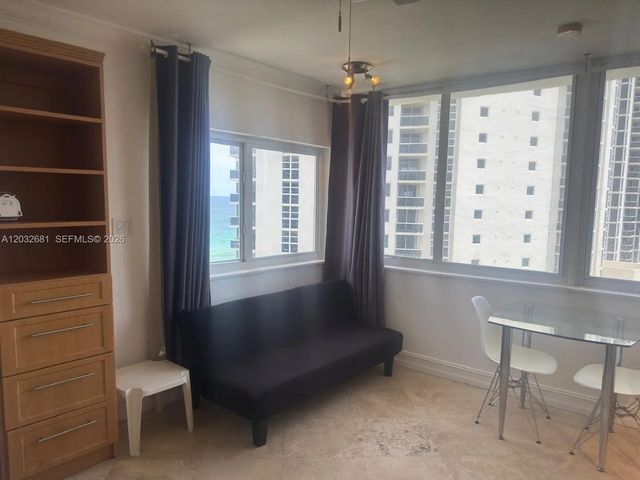 3 of 21 - 19201 Collins Avenue #1044, Sunny Isles Beach, FL