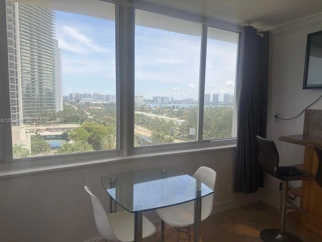 5 of 21 - 19201 Collins Avenue #1044, Sunny Isles Beach, FL