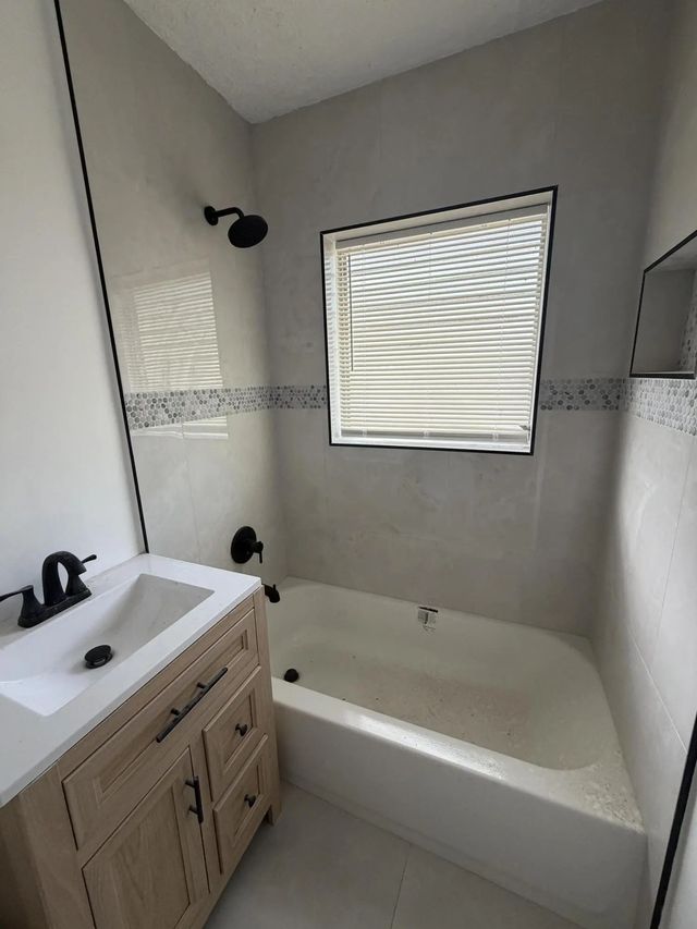 2 of 15 - 1437 Nw 10th Place, Fort Lauderdale, FL