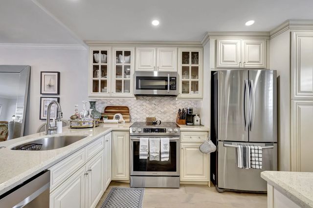 5 of 47 - 1537 E Hillsboro Boulevard #239, Deerfield Beach, FL