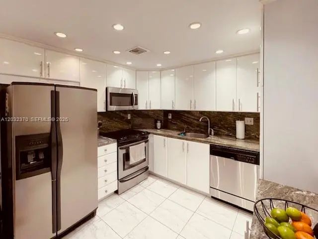 500 Bayview Drive #1923, Sunny Isles Beach