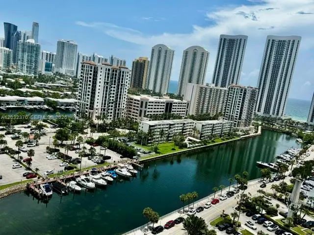 2 of 39 - 500 Bayview Drive #1923, Sunny Isles Beach, FL