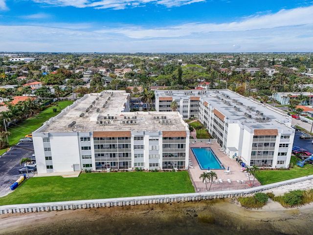 2 of 37 - 1502 S Lakeside Drive ##401, Lake Worth Beach, FL