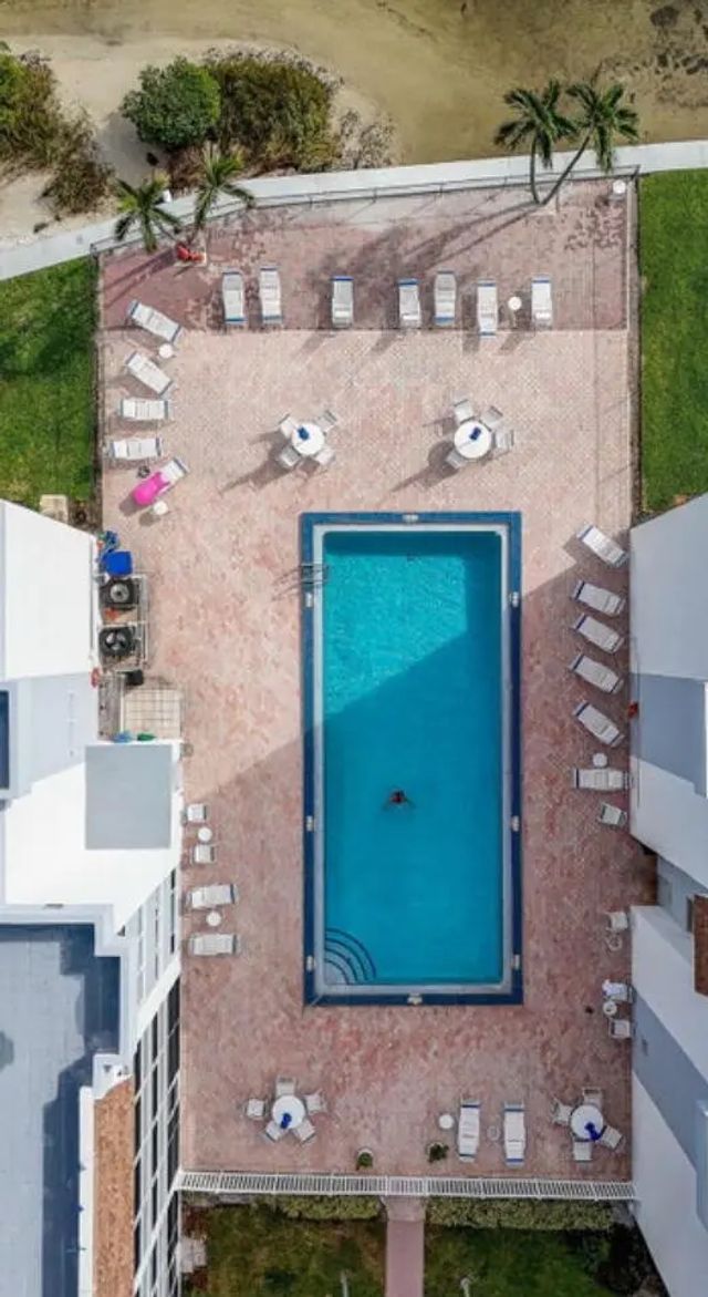 5 of 37 - 1502 S Lakeside Drive ##401, Lake Worth Beach, FL