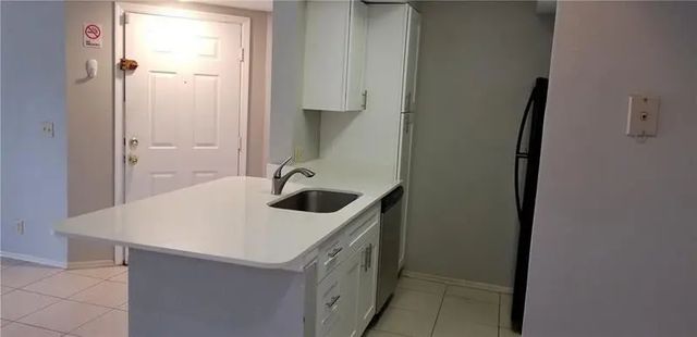 4 of 9 - 2986 S University Drive #8204, Davie, FL