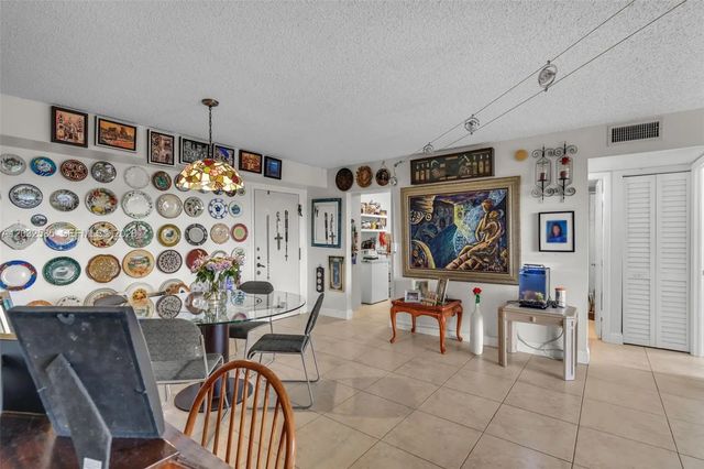 3 of 27 - 1400 Saint Charles Place #623, Pembroke Pines, FL