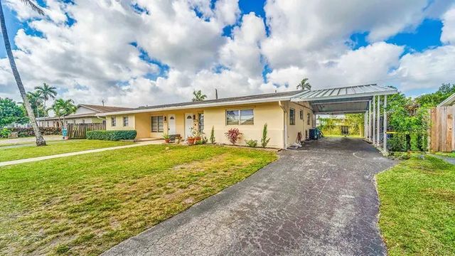 3 of 54 - 4681-4685 Sw 43rd Terrace, Fort Lauderdale, FL