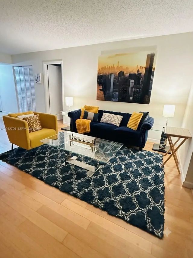 4 of 9 - 5570 Nw 44th Street #308a, Lauderhill, FL