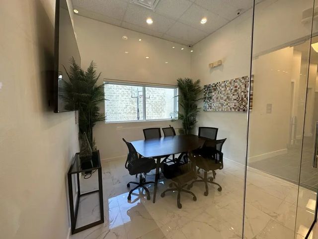 3 of 36 - 425 Nw 10th Terrace, Hallandale Beach, FL